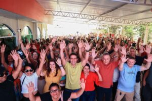 Flávio Júnior se reúne com lideranças de Teresina para discutir demandas e avanços para a capital